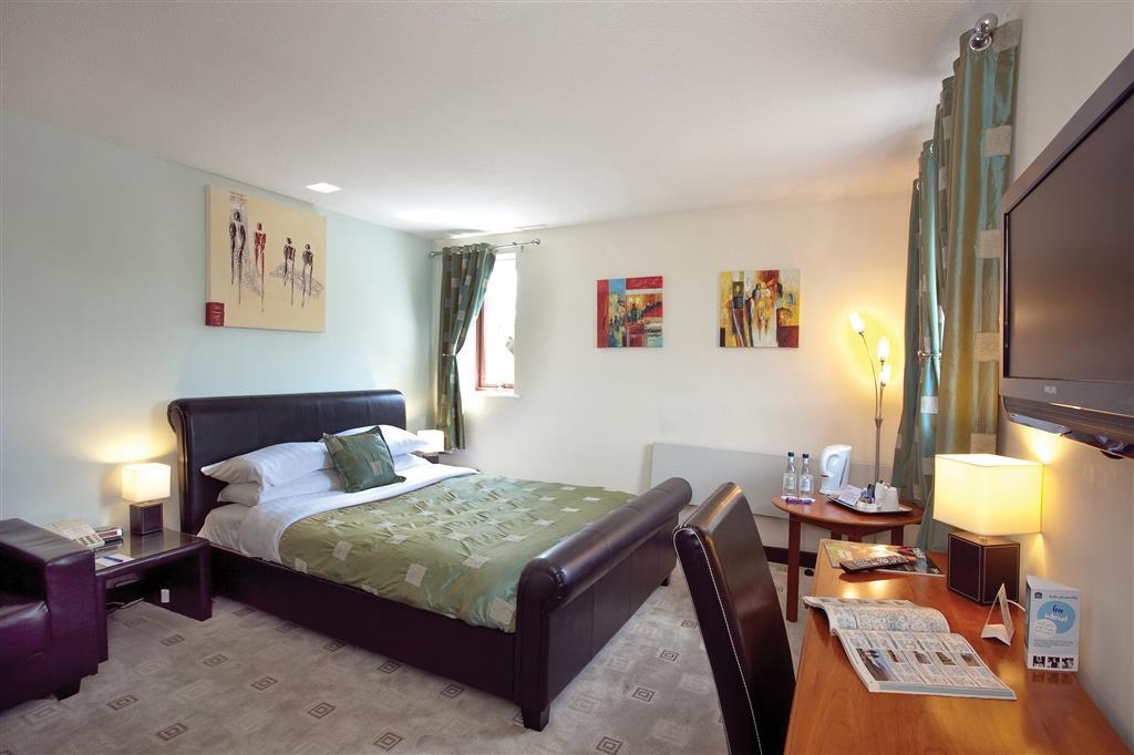 Hotel St Pierre, Sure Hotel Collection By Best Western Wakefield Room photo